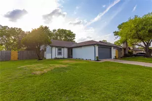 10030 Tahoka Ln, Sugar Land, TX 77498 - Photo 1