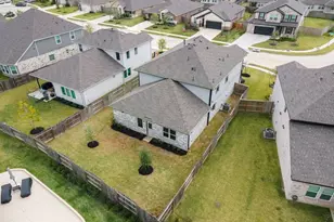 6425 Sandy Hls Dr, Pearland, TX 77584 - Photo 3