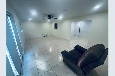 6302 Hanley Lane, Houston, TX 77016 - Photo 9