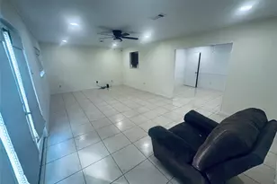 6302 Hanley Ln, Houston, TX 77016 - Photo 9