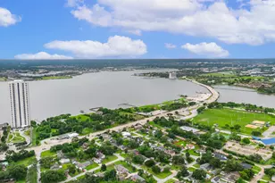 4303 Long Grove Dr, Seabrook, TX 77586 - Photo 39