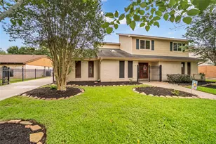4303 Long Grove Dr, Seabrook, TX 77586 - Photo 3