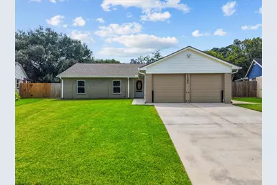 5303 Bulen Avenue, Friendswood, TX 77546 - Photo 3