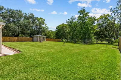 5303 Bulen Avenue, Friendswood, TX 77546 - Photo 25