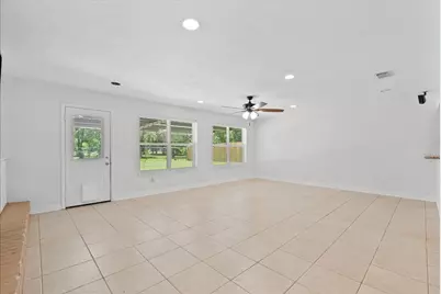 5303 Bulen Avenue, Friendswood, TX 77546 - Photo 11
