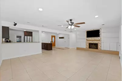 5303 Bulen Avenue, Friendswood, TX 77546 - Photo 9