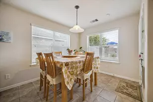 13915 Early Dew Ct, Houston, TX 77045 - Photo 5