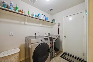 13915 Early Dew Ct, Houston, TX 77045 - Photo 15