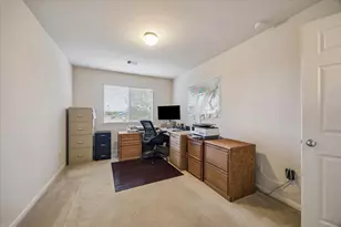 13915 Early Dew Ct, Houston, TX 77045 - Photo 11