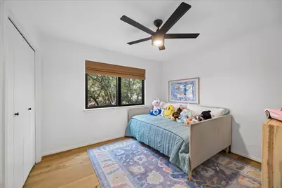 10215 Piping Rock Lane, Houston, TX 77042 - Photo 19