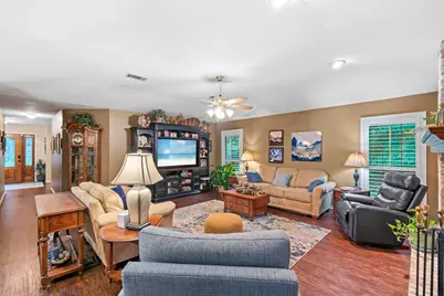 106 Wood Forest Lane, Huntsville, TX 77340 - Photo 25
