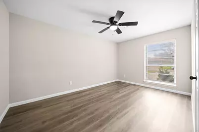 8826 Tanager Street, Houston, TX 77036 - Photo 31