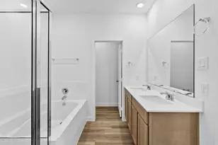 2628 Afton Hts Wy, Houston, TX 77051 - Photo 13