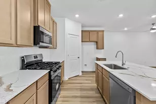 2628 Afton Hts Wy, Houston, TX 77051 - Photo 5