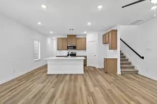 2628 Afton Hts Wy, Houston, TX 77051 - Photo 9