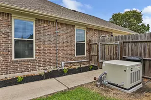 611 Saddle Creek Farms Dr, Crosby, TX 77532 - Photo 45