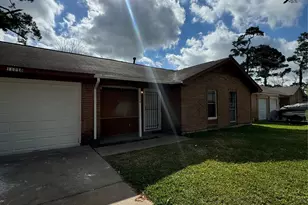 11218 Blades St, Houston, TX 77016 - Photo 9