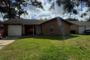 11218 Blades St, Houston, TX 77016 - Photo 7