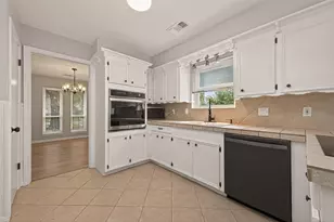 13418 Paradise Valley Dr, Houston, TX 77069 - Photo 17