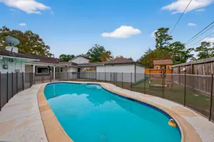 13418 Paradise Valley Dr, Houston, TX 77069 - Photo 37