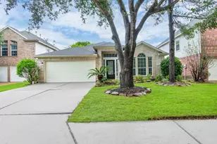 16510 Bluff Springs Dr, Houston, TX 77095 - Photo 37