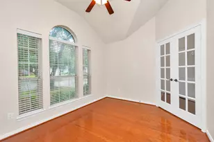 16510 Bluff Springs Dr, Houston, TX 77095 - Photo 7