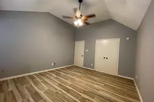 2910 Pioneer Pass, Sugar Land, TX 77479 - Photo 13