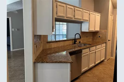 2910 Pioneer Pass, Sugar Land, TX 77479 - Photo 11
