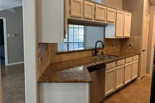 2910 Pioneer Pass, Sugar Land, TX 77479 - Photo 11