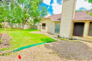 2910 Pioneer Pass, Sugar Land, TX 77479 - Photo 27