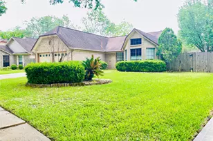 2910 Pioneer Pass, Sugar Land, TX 77479 - Photo 3
