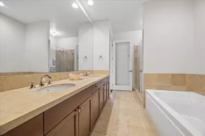 5005 Hidalgo Street #210, Houston, TX 77056 - Photo 17