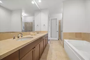 5005 Hidalgo St, Houston, TX 77056 - Photo 17