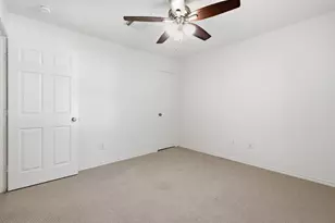 806 W Heights Hollow Ln, Houston, TX 77007 - Photo 21