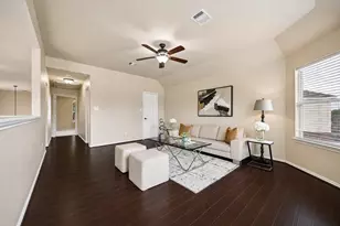 5002 Hearth Hollow Ln, Sugar Land, TX 77479 - Photo 17