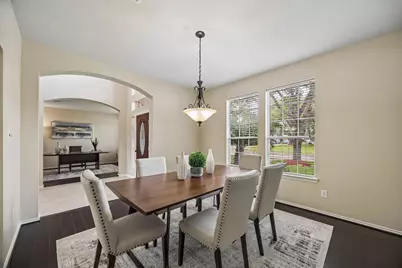 5002 Hearth Hollow Lane, Sugar Land, TX 77479 - Photo 5