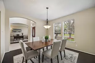 5002 Hearth Hollow Ln, Sugar Land, TX 77479 - Photo 5