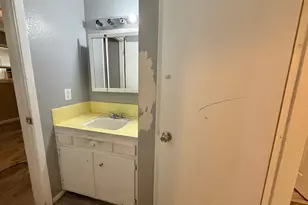 3656 Hemlock St, Orange, TX 77630 - Photo 9