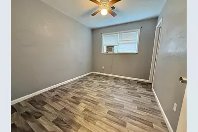 3656 Hemlock St, Orange, TX 77630 - Photo 7