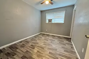 3656 Hemlock St, Orange, TX 77630 - Photo 7