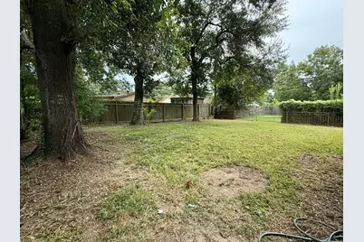 3656 Hemlock St, Orange, TX 77630 - Photo 13