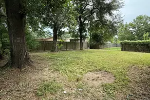 3656 Hemlock St, Orange, TX 77630 - Photo 13