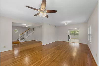 7475 Ashburn Street, Houston, TX 77061 - Photo 9