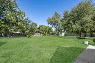 7475 Ashburn St, Houston, TX 77061 - Photo 21