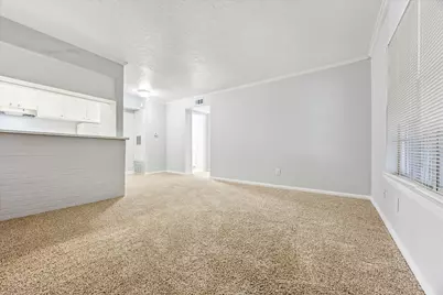 1645 W Main Street #11, Houston, TX 77006 - Photo 3