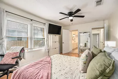 116 Whiting Street, Galveston, TX 77550 - Photo 9