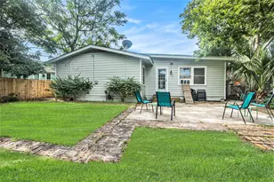 116 Whiting St, Galveston, TX 77550 - Photo 19