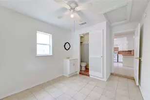 10717 Pillot St, Houston, TX 77029 - Photo 13