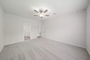 16976 Hazelnut Dr, Conroe, TX 77302 - Photo 15