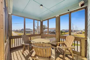 832 S East Rd, Crystal Beach, TX 77650 - Photo 21